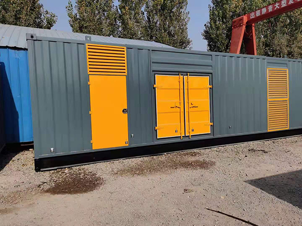 宜春300kw 柴油发电机组用多大的空气开关？